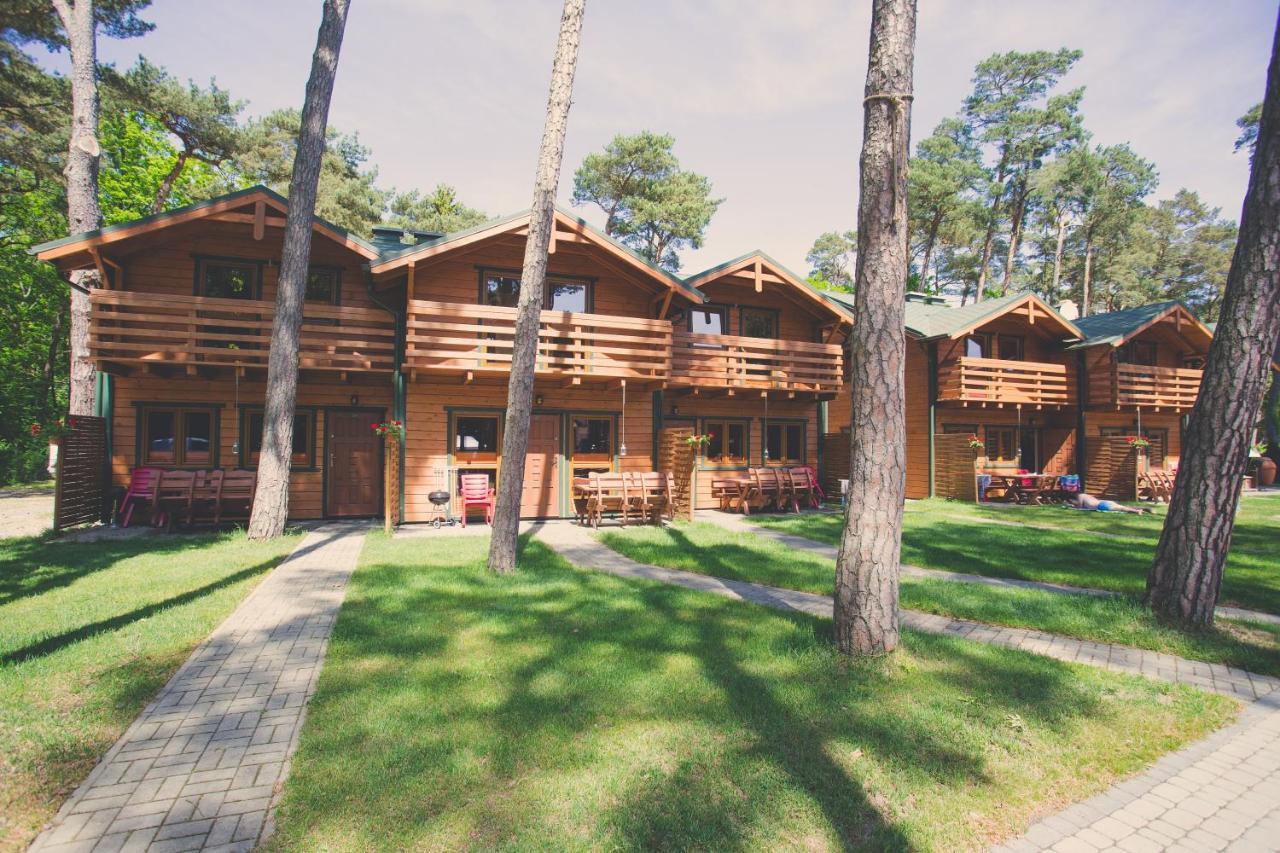 Natura Park Ustronie Morskie - Domki, Apartamenty エクステリア 写真