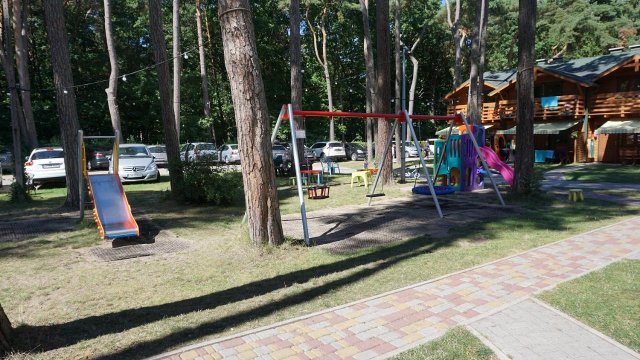 Natura Park Ustronie Morskie - Domki, Apartamenty エクステリア 写真