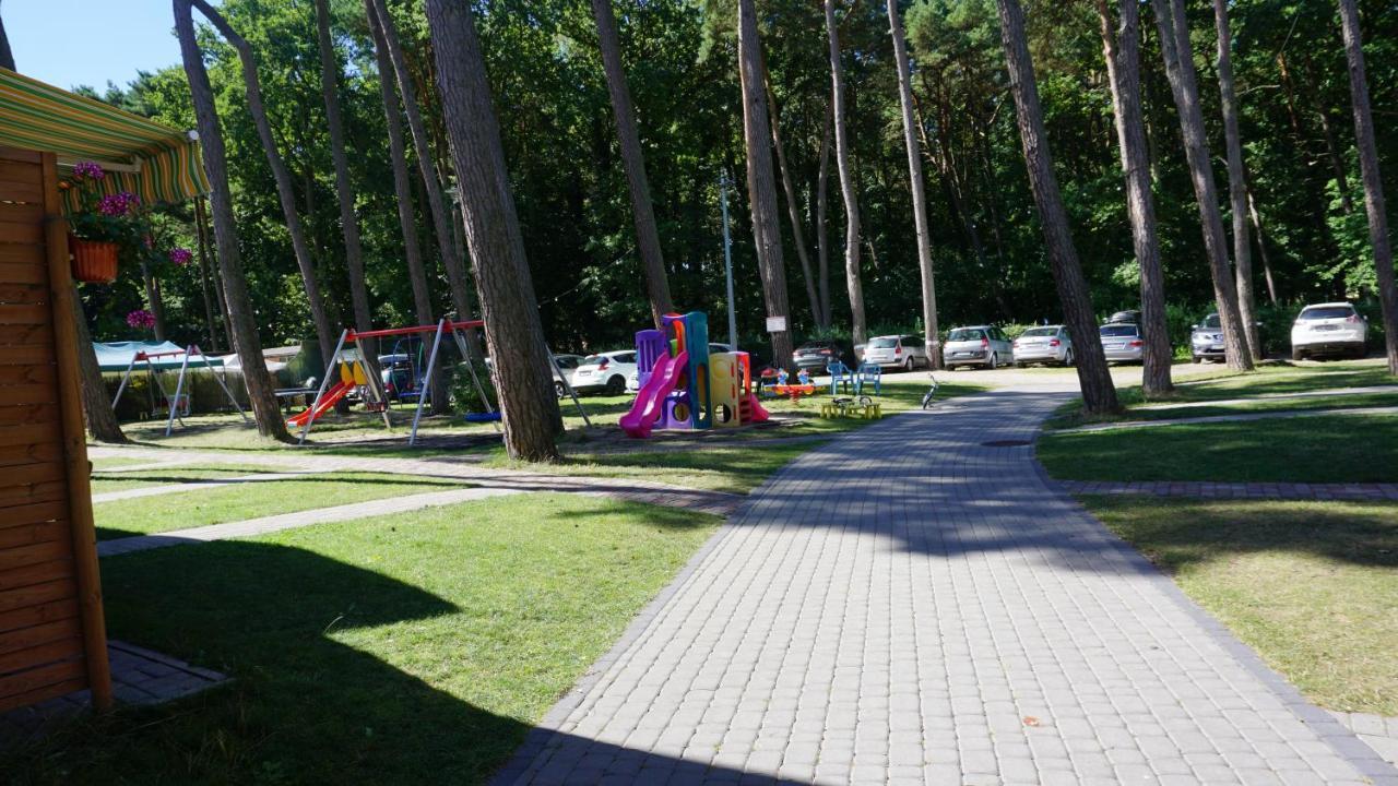 Natura Park Ustronie Morskie - Domki, Apartamenty エクステリア 写真