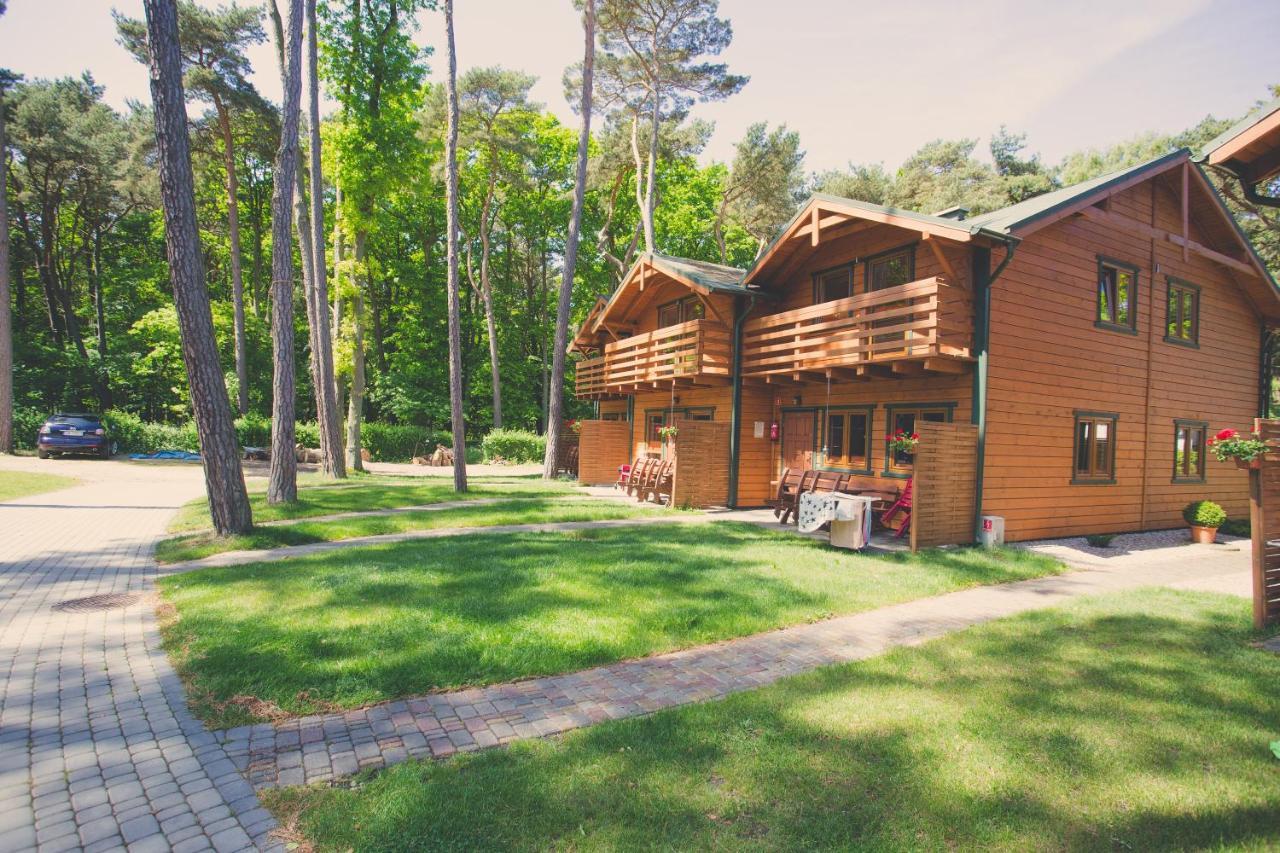 Natura Park Ustronie Morskie - Domki, Apartamenty エクステリア 写真