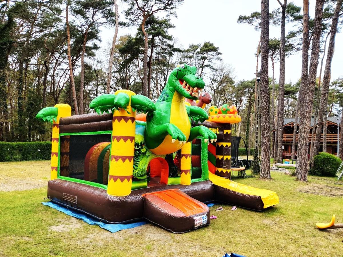 Natura Park Ustronie Morskie - Domki, Apartamenty エクステリア 写真