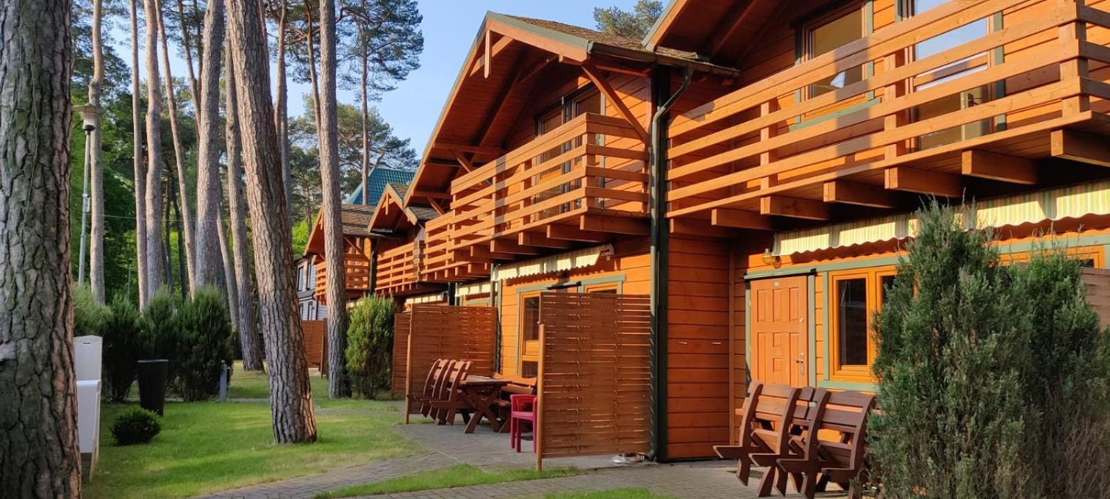 Natura Park Ustronie Morskie - Domki, Apartamenty エクステリア 写真