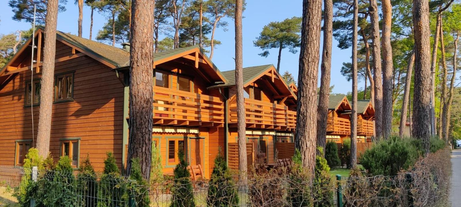 Natura Park Ustronie Morskie - Domki, Apartamenty エクステリア 写真